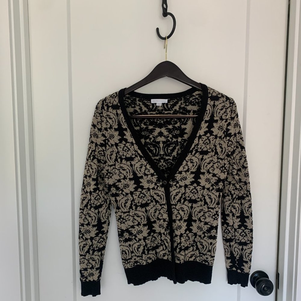 New York & Company Women's Black & Gold sweater